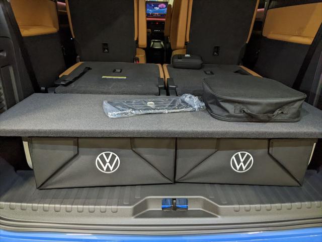 2025 Volkswagen ID. Buzz Pro S Plus with 4MOTION