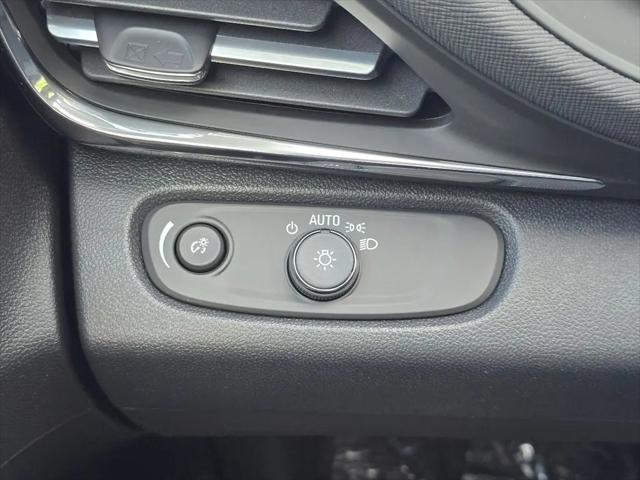 2026 Buick NV Preferred FWD