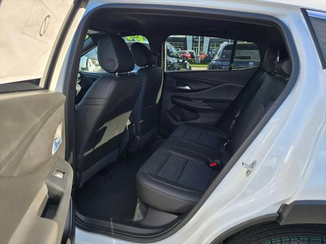 2026 Buick NV Preferred FWD