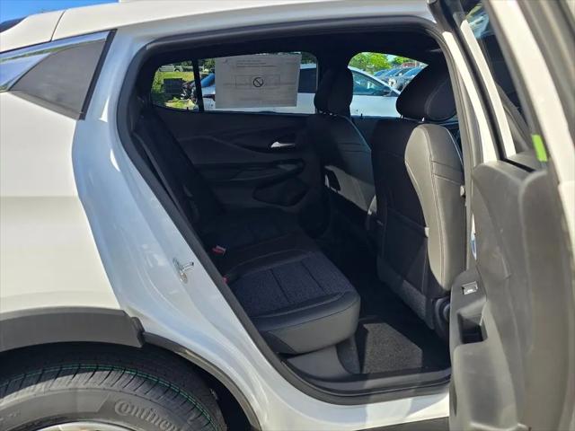 2026 Buick NV Preferred FWD