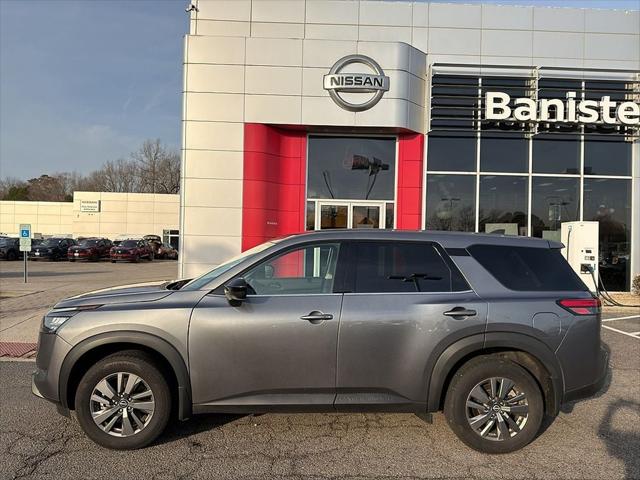 2025 Nissan Pathfinder S FWD