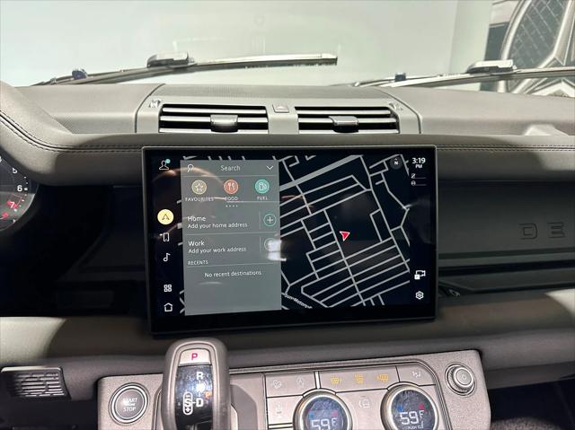 2024 Land Rover Defender 130 P400 X-Dynamic SE