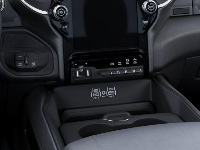 2026 Ram 3500 Big Horn Crew Cab 4x4 8 Box