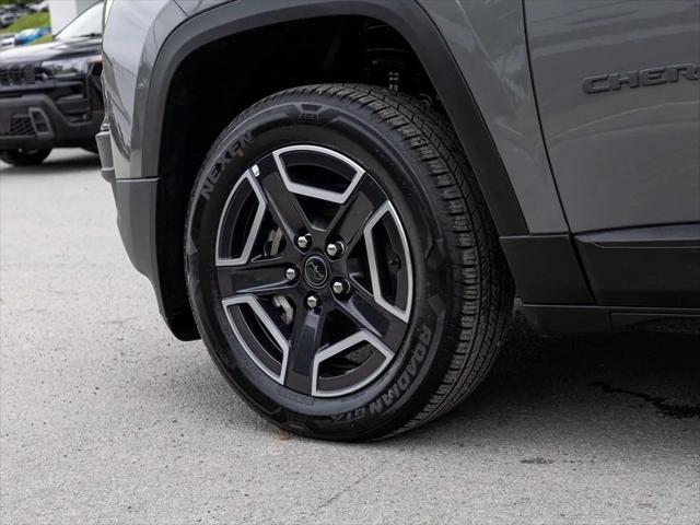 2026 Jeep Cherokee Laredo 4x4