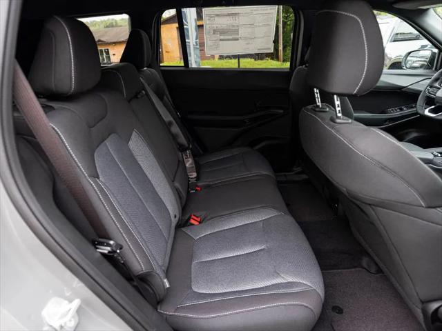 2026 Jeep Cherokee Laredo 4x4