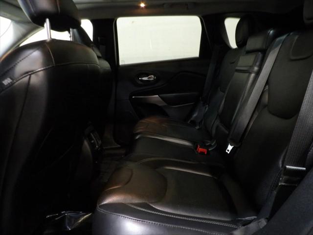 2019 Jeep Cherokee Overland 4x4