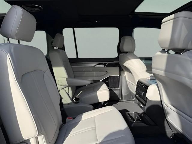 2026 Jeep Grand Wagoneer Limited Altitude 4x4