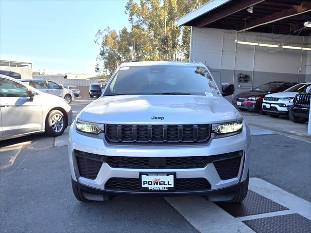2026 Jeep Grand Cherokee Altitude 4x4