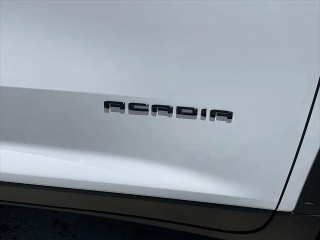 2026 GMC Acadia Elevation FWD