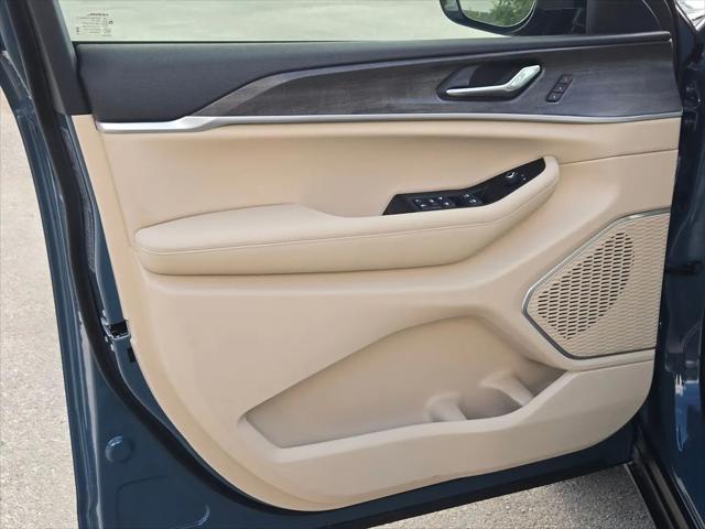 2026 Jeep Grand Cherokee L Limited 4x2