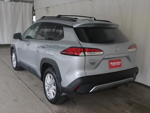 2023 Toyota Corolla Cross LE