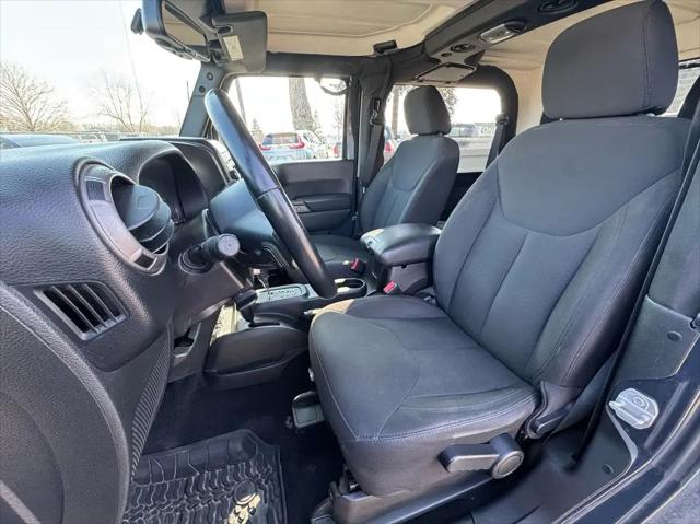 2017 Jeep Wrangler Willys Wheeler