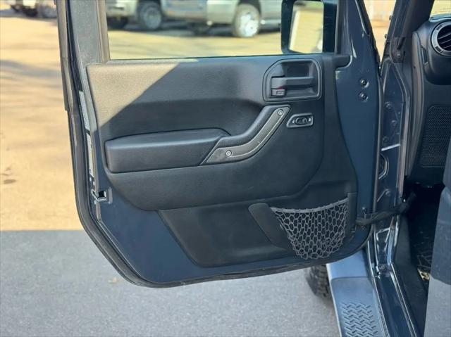 2017 Jeep Wrangler Willys Wheeler