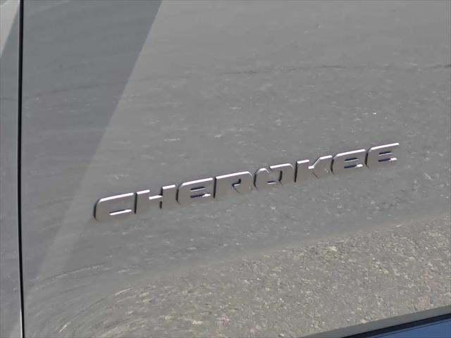2026 Jeep Cherokee Laredo 4x4