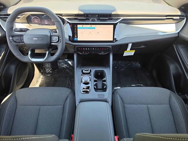 2026 Jeep Cherokee Laredo 4x4