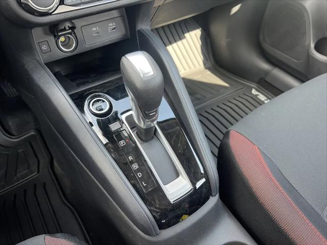 2025 Nissan Versa 1.6 SR
