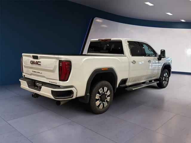 2026 GMC Sierra 2500HD Crew Cab, Standard Bed, Denali, 4WD