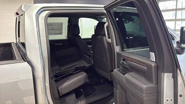 2026 GMC Sierra 2500HD Crew Cab, Standard Bed, SLT, 4WD