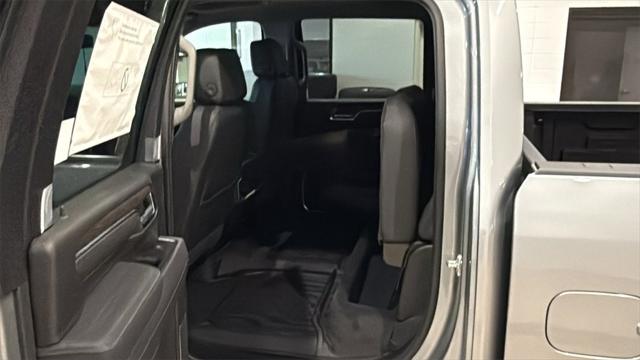 2026 GMC Sierra 2500HD Crew Cab, Standard Bed, SLT, 4WD