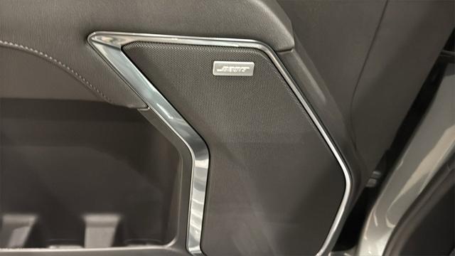 2026 GMC Sierra 2500HD Crew Cab, Standard Bed, SLT, 4WD