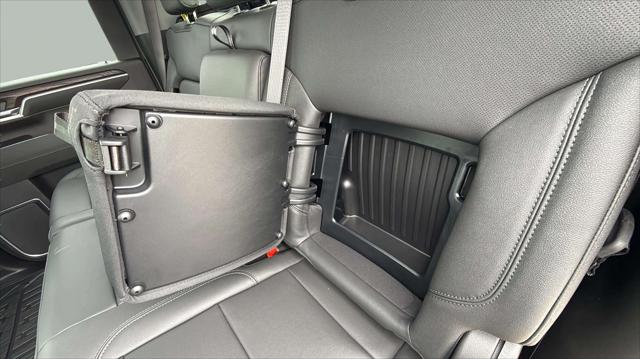 2026 GMC Sierra 2500HD Crew Cab, Standard Bed, SLT, 4WD