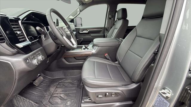 2026 GMC Sierra 2500HD Crew Cab, Standard Bed, SLT, 4WD