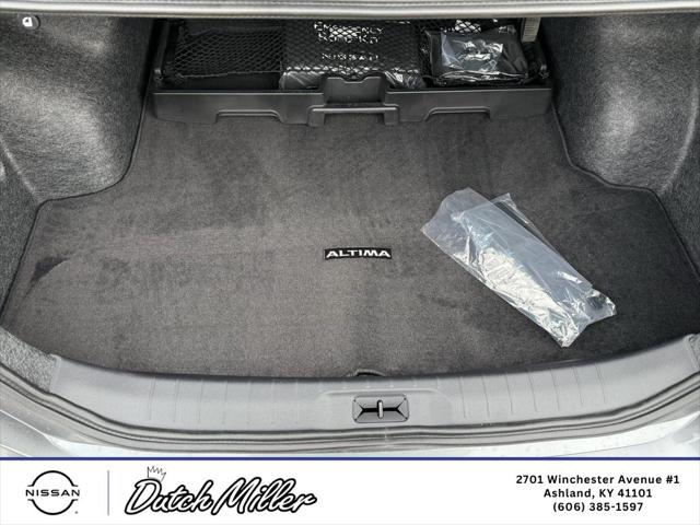 2026 Nissan Altima SR FWD