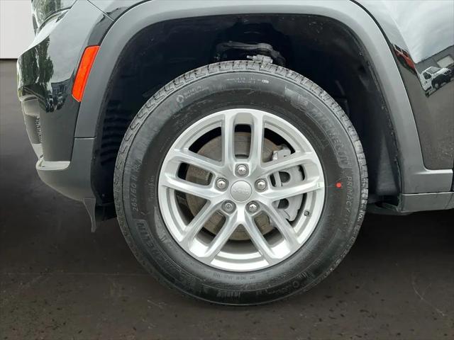 2026 Jeep Grand Cherokee L Laredo 4x4