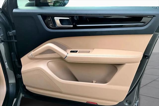 2020 Porsche Cayenne Cayenne
