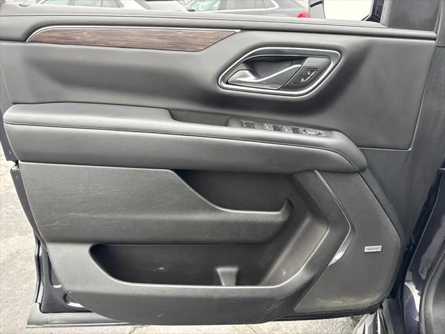 2022 Chevrolet Suburban 4WD LT