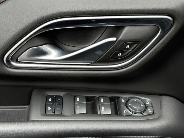 2022 Chevrolet Suburban 4WD LT