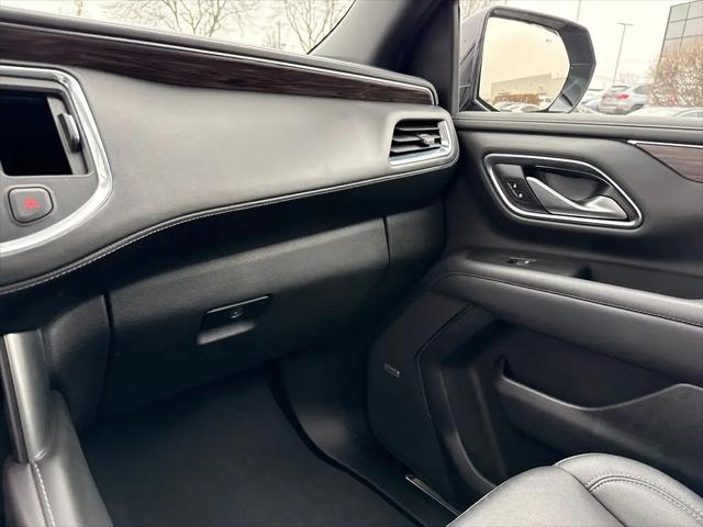 2022 Chevrolet Suburban 4WD LT