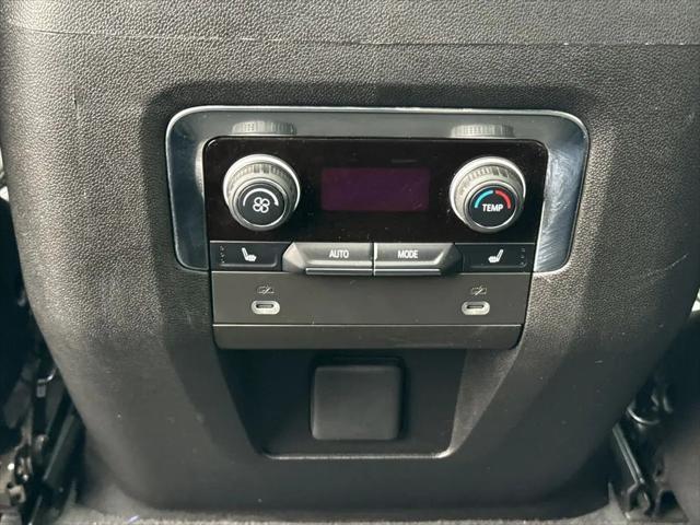 2022 Chevrolet Suburban 4WD LT