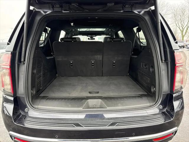 2022 Chevrolet Suburban 4WD LT