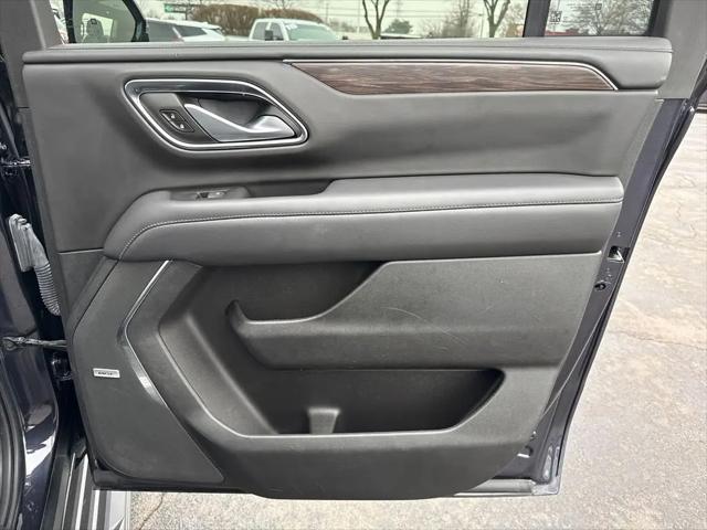 2022 Chevrolet Suburban 4WD LT