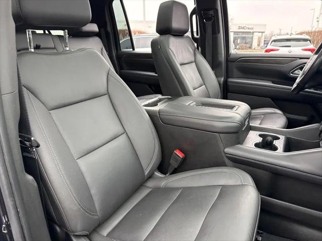 2022 Chevrolet Suburban 4WD LT