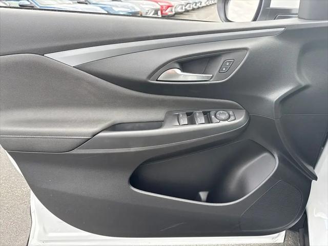 2026 Buick NV Preferred FWD