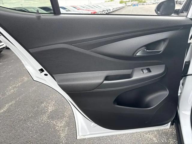2026 Buick NV Preferred FWD