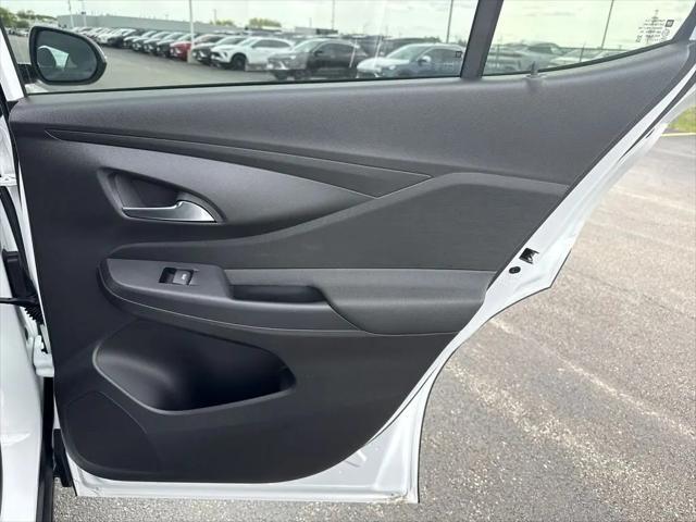 2026 Buick NV Preferred FWD
