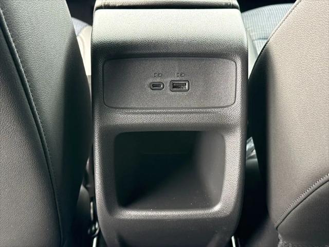 2026 Buick NV Preferred FWD