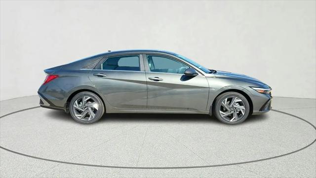 2026 Hyundai Elantra Hybrid Limited
