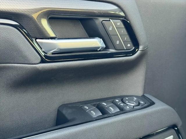 2026 GMC Sierra 2500HD Crew Cab, Standard Bed, AT4, 4WD
