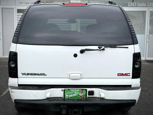 2004 GMC Yukon XL Denali