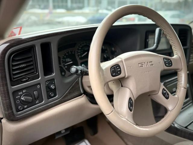 2004 GMC Yukon XL Denali