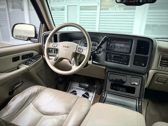 2004 GMC Yukon XL Denali