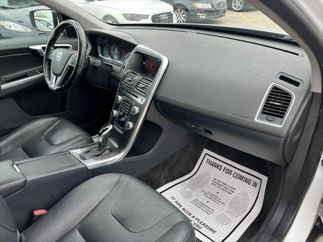 2016 Volvo XC60 T5 Premier