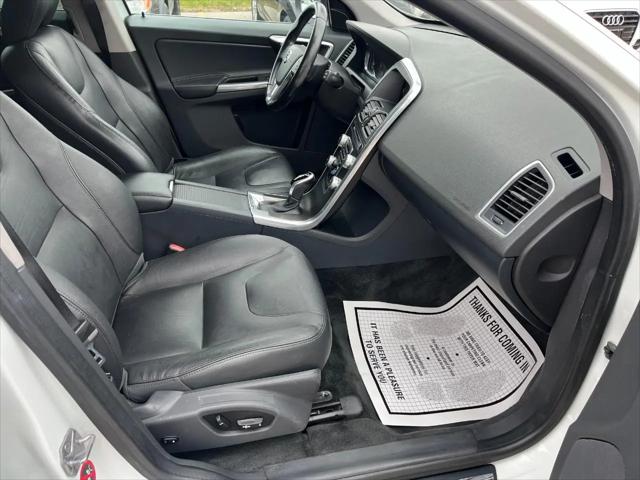 2016 Volvo XC60 T5 Premier
