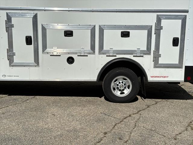 2026 Chevrolet Express Cutaway Work Van