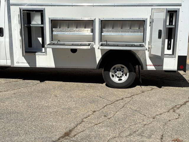 2026 Chevrolet Express Cutaway Work Van