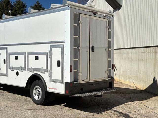 2026 Chevrolet Express Cutaway Work Van